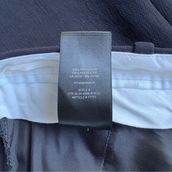 Aritzia The Effortless Pant - Crepette Black 4 - Picture 8 of 13